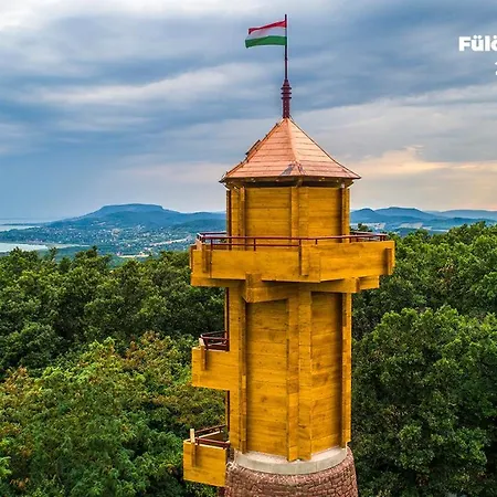 Ari Pensionat Révfülöp