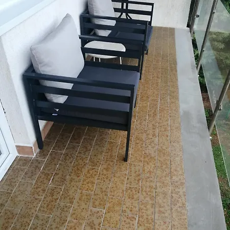 Πανσιόν Ari 3*