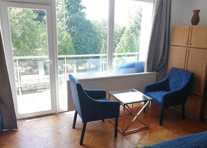 Casa de hóspedes Ari 3*